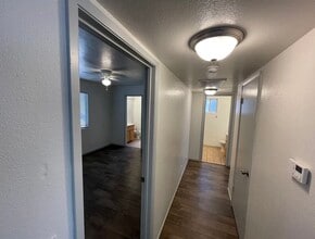 49448 Road 427 in Oakhurst, CA - Building Photo - Building Photo