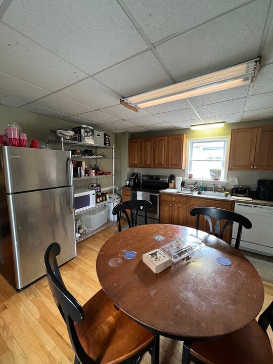 735 Somerville Ave, Unit 3 in Somerville, MA - Building Photo