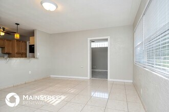 3632 Stokes Dr in Sarasota, FL - Foto de edificio - Building Photo