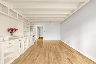 400 E 67th St in New York, NY - Building Photo - Building Photo