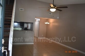 1802 Falconcrest St in Tallahassee, FL - Building Photo - Building Photo