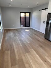 2901 Virginia Ave, Unit B in Santa Monica, CA - Building Photo - Building Photo