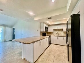 44280 E Sundown Crest Dr in La Quinta, CA - Building Photo - Building Photo