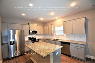 5377 Roberta Crossing Dr in Concord, NC - Building Photo - Building Photo