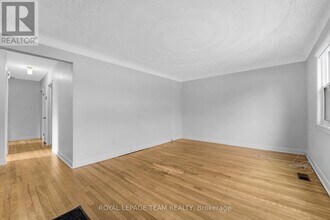 1666 Edge Hill Pl in Ottawa, ON - Building Photo - Building Photo