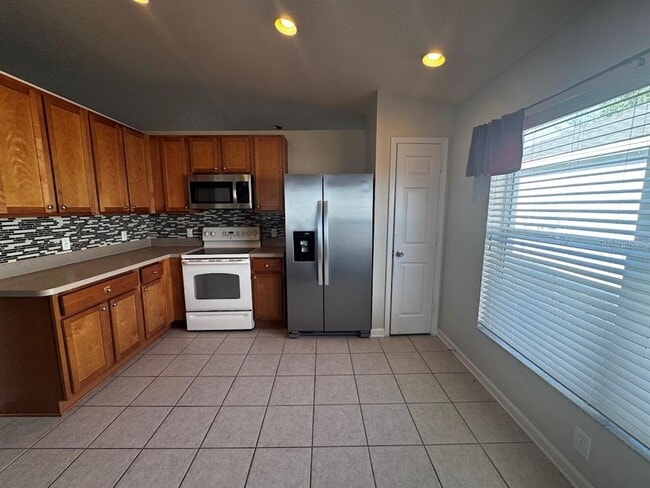 495 Painted Leaf Dr in Brooksville, FL - Building Photo - Building Photo