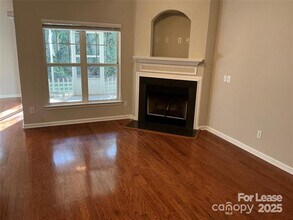 16952 Commons Creek Dr in Charlotte, NC - Building Photo - Building Photo