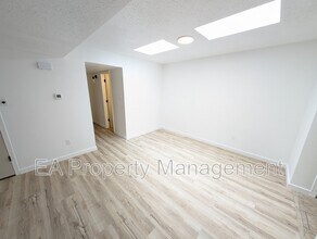 3301 Schumacher St NW in Albuquerque, NM - Building Photo - Building Photo