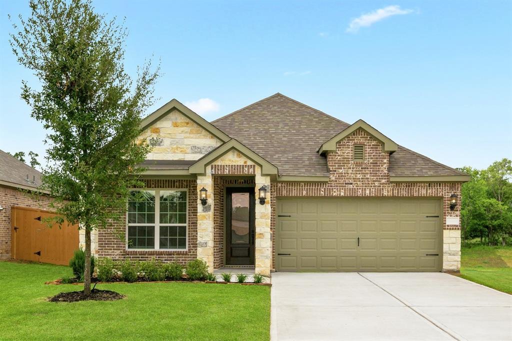 6115 White Spruce Dr in Conroe, TX - Foto de edificio