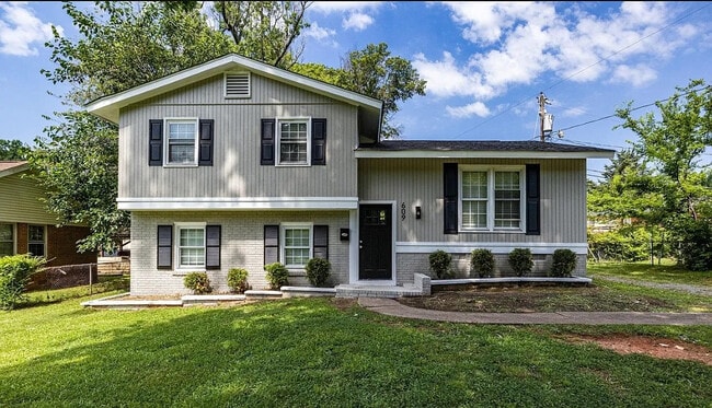 property at 609 Bilmark Ave