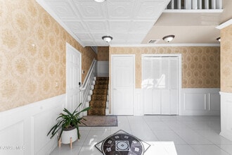 5641 Hickory St in Palmdale, CA - Building Photo - Building Photo