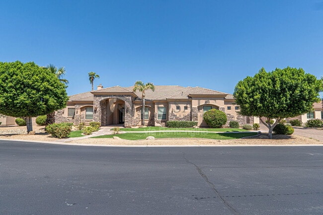 property at 2816 E Carob Dr
