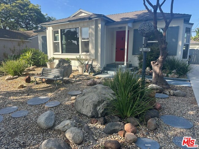 property at 3169 S Bentley Ave