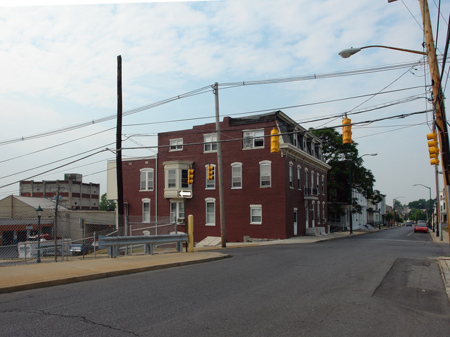 200-204 Summit Ave in Hagerstown, MD - Foto de edificio - Building Photo