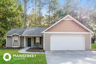 129 Rosewood Dr in Dallas, GA - Building Photo