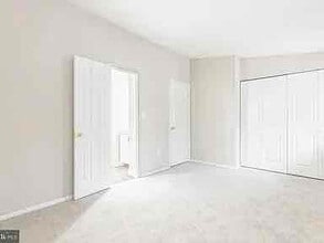 5460 Endicott Ln in Columbia, MD - Building Photo - Building Photo