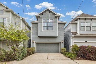 1725 W 23rd St in Houston, TX - Building Photo