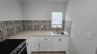 212 Placid Dr in San Antonio, TX - Building Photo - Building Photo