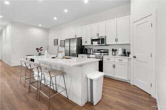 25 West St in McAllen, TX - Building Photo - Building Photo