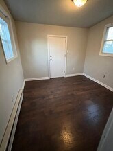 198 Main St-Unit -Rear in Keansburg, NJ - Building Photo - Building Photo