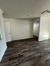 440 N Homsy Ave in Fresno, CA - Building Photo - Building Photo