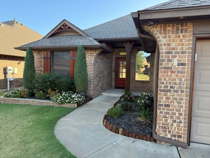 3408 Sardis Way in Yukon, OK - Building Photo