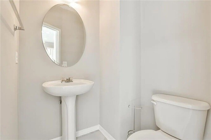 754 Celeste Ln in Atlanta, GA - Building Photo