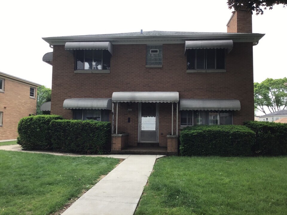 3727 N 87th St in Milwaukee, WI - Building Photo