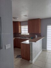 7339 NW 173rd Dr in Hialeah, FL - Building Photo - Building Photo