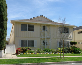 344 S Elm Dr in Beverly Hills, CA - Building Photo - Building Photo