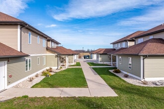 JRR Apartments in Egg Harbor, WI - Building Photo - Building Photo