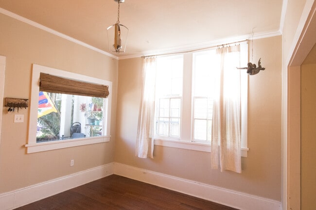 property at 1116 Mandeville St