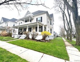 173 E Genesee St in Auburn, NY - Building Photo