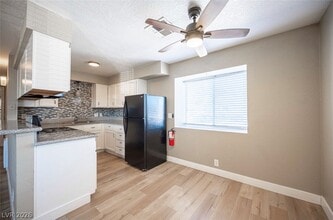 5336 Mancos Ct in Las Vegas, NV - Building Photo - Building Photo