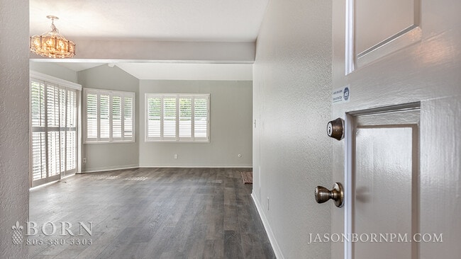 1830 Rory Ln in Simi Valley, CA - Building Photo - Building Photo