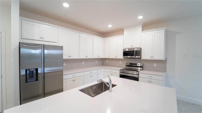 4887 Cross Pr Pkwy in St. Cloud, FL - Building Photo - Building Photo