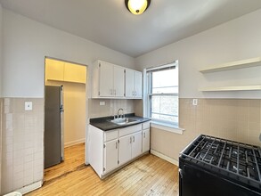 7147 S Constance Ave, Unit E3 in Chicago, IL - Foto de edificio - Building Photo