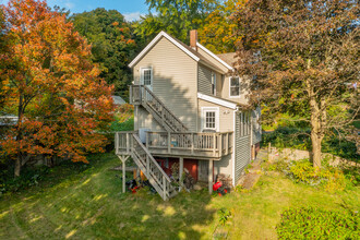 200 Hope St, Unit 2nd Floor in Greenfield, MA - Foto de edificio - Building Photo