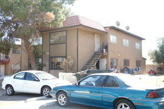 3620 Johnson Ave in Las Vegas, NV - Foto de edificio - Building Photo