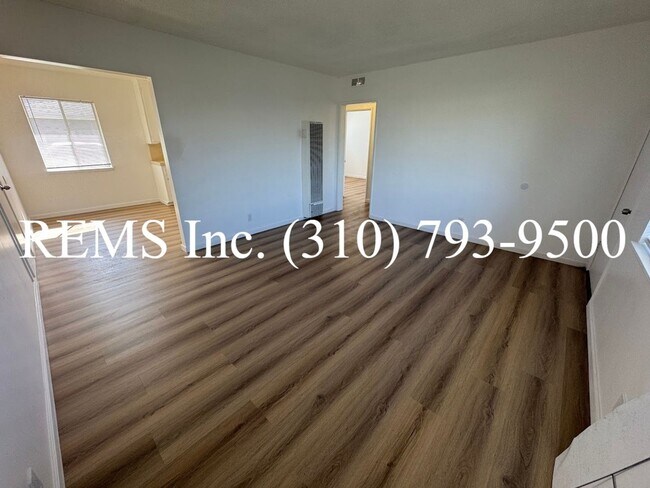 13534 1/2-13536 Cerise Ave in Hawthorne, CA - Building Photo - Building Photo