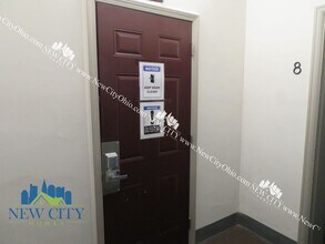 1963 W Broad St-Unit -Unit 05 in Columbus, OH - Building Photo - Building Photo