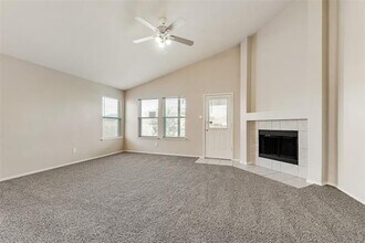 1217 Spring Water Dr in Lancaster, TX - Building Photo - Building Photo