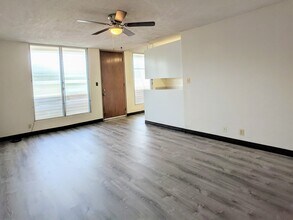 855 Olokele Ave in Honolulu, HI - Building Photo - Building Photo