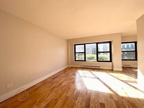 410 St Nicholas Ave in New York, NY - Building Photo - Building Photo