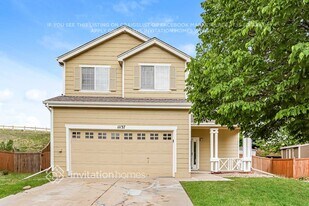 11137 Glacier Park Cir E in Parker, CO - Building Photo