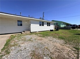 501 David St in Springdale, AR - Building Photo