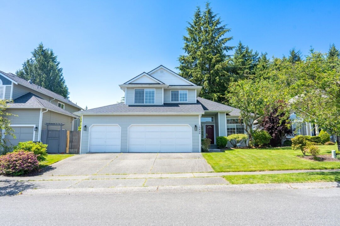13420 31st Dr SE in Mill Creek, WA - Building Photo