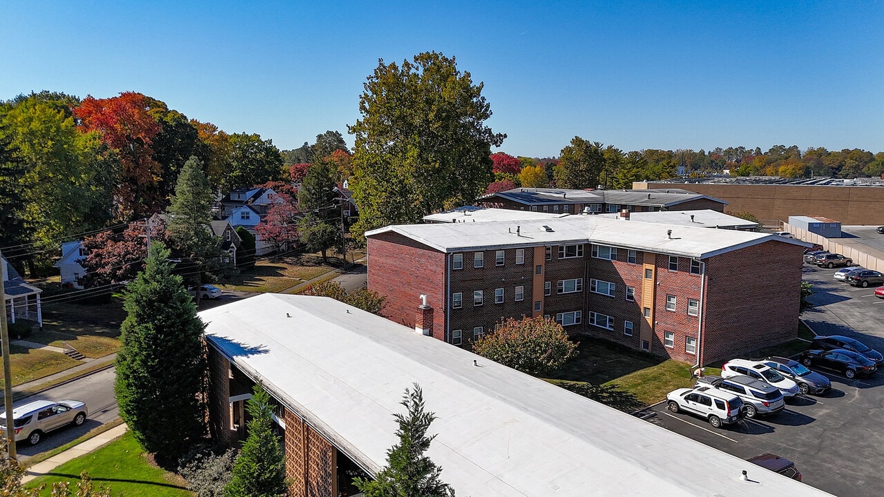 Springfield Valley Apartments in Morton, PA - Building Photo