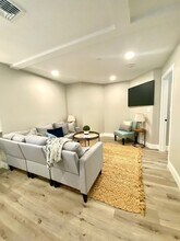 66 Falcon St in Boston, MA - Building Photo - Building Photo