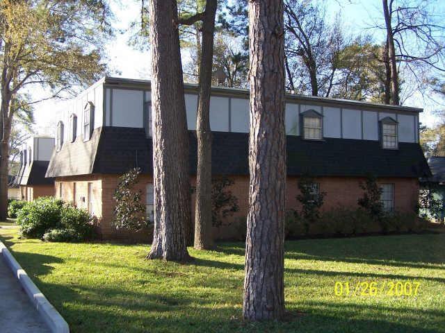 1305 Adams St-Unit -7 in Conroe, TX - Building Photo - Building Photo
